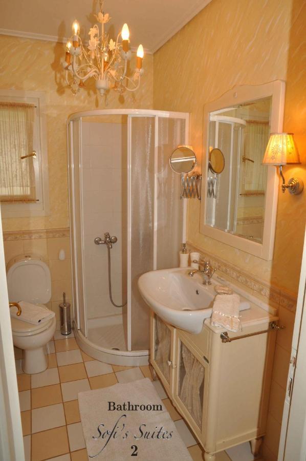 Sofi'S Suites Andros 外观 照片